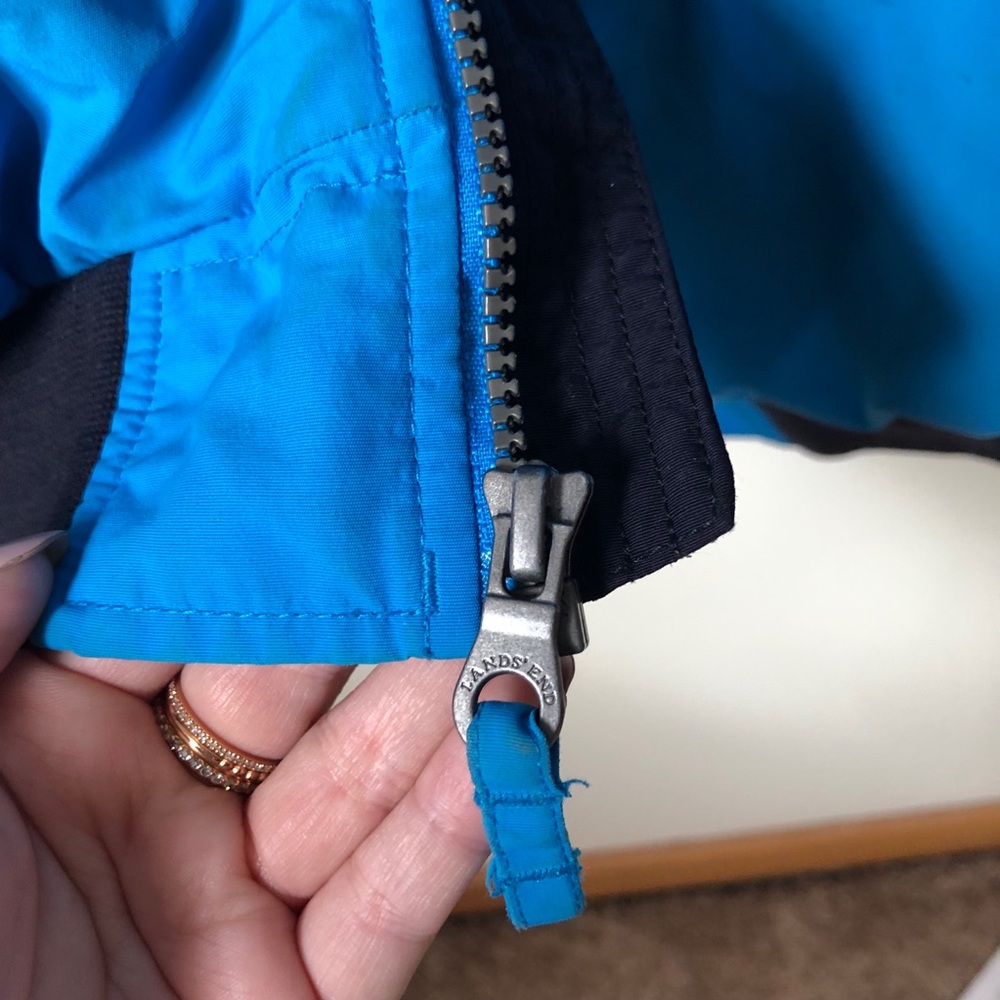 LAST CHANCE Lands End Blue & Navy Ski Jacket - Picture 3 of 8
